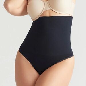 Yummie Seamless High Waist Shaping Thong